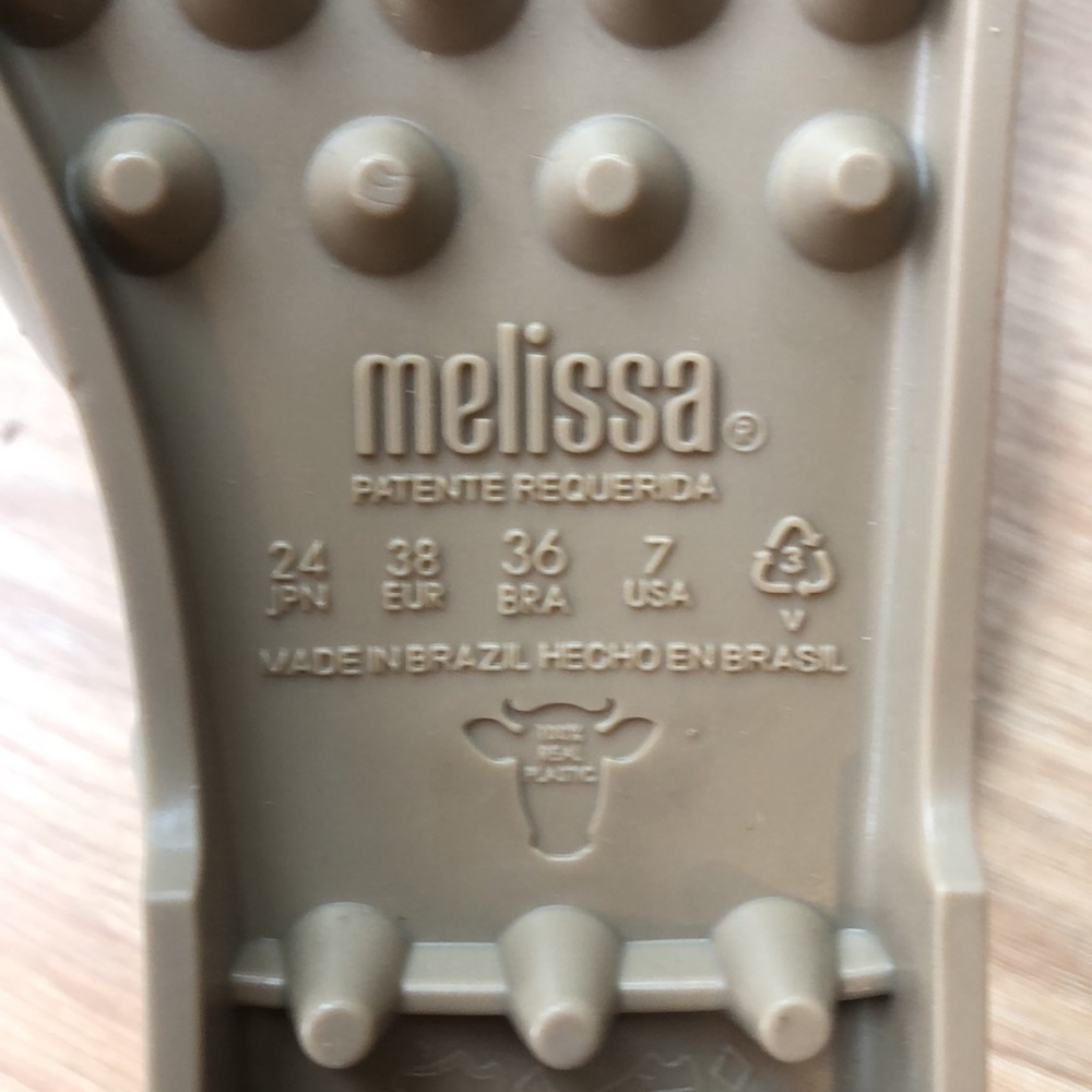 BNWT Jelly shoes by Melissa - Picture 4 of 5